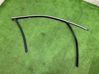 BMW / X5 / Уплотнитель стекла двери