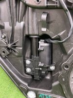 Porsche / Cayenne / Шторка окна