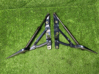 BMW / ALPINA B10 / Петля багажника