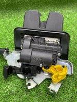 Audi / Q5 / Замок багажника