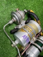 Mercedes-Benz / 190e / Топливный насос