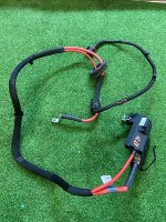 Audi / Q7 / Клемма аккумулятора