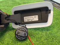 Audi / A6 / Лючок топливного бака