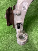 Audi / Q8 / Кулак поворотный