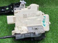 Volkswagen / Touareg / Замок двери комплект