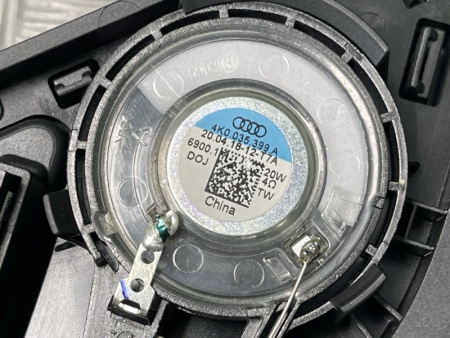 Audi / A6 / Ручка двери внутренняя