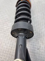 Volkswagen / Touareg / Стойка подвески