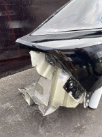 Audi / Q8 / Крыло