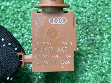 Audi / A6 / Датчик качества воздуха