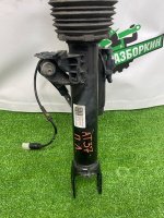 BMW / 7-Series / Пневмостойка