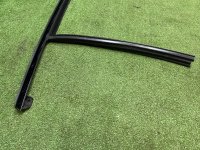 BMW / 1-Series / Уплотнитель стекла двери