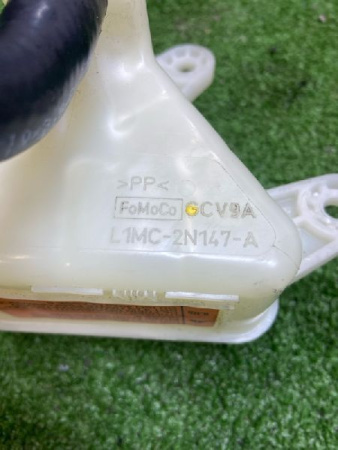 Ford / EXPLORER / Бачок для тормозной жидкости