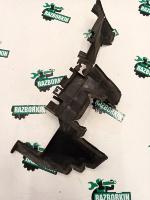 Audi / Q5 / Воздуховод радиатора