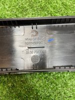 BMW / 7-Series / накладка направляющей стойки стекла