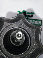 Audi / Q7 / Крепление запасного колеса