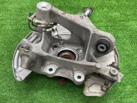 BMW / 7-Series / Кулак поворотный