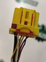 Audi / Q5 / Разъем