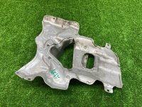 BMW / X5 / теплозащитный экран