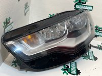 Audi / A6 / Фара галогеновая