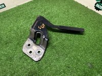 Volkswagen / Touareg / Петля капота