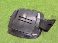 Volkswagen / Touareg / Подкрылок