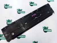 Volkswagen / Touareg / Воздухозаборник