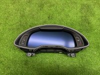 Audi / Q7 / Панель приборов