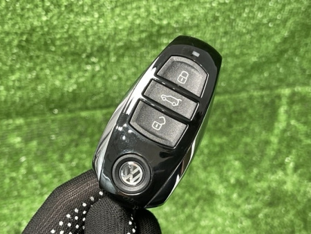 Volkswagen / Touareg / Замок зажигания