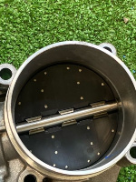 Audi / Q7 / Дроссельная заслонка