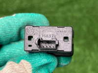 BMW / ALPINA B10 / Кнопка стеклоподъемника