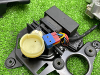 Mercedes-Benz / 190e / Моторчик люка