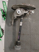 Audi / A4 / Кулак поворотный