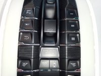 Porsche / Cayenne / Плафон подсветки салона