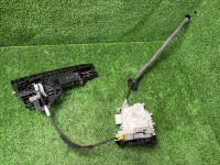 Audi / A6 / Замок двери комплект