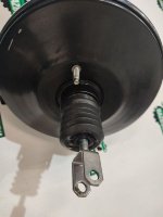 BMW / X1 / Вакуумный усилитель тормозов