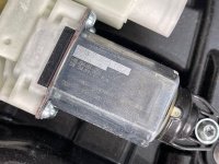 BMW / 7-Series / Стеклоподъемный механизм