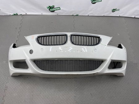 BMW / M6 / Бампер