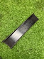 BMW / 7-Series / накладка направляющей стойки стекла