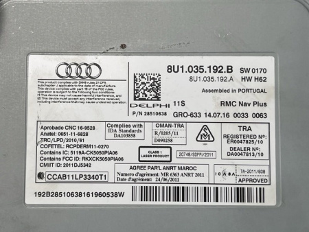 Audi / Q3 / Магнитола