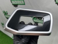 Audi / A6 / Декоративная накладка торпедо