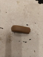 Porsche / Cayenne / Заглушка крепления сиденья