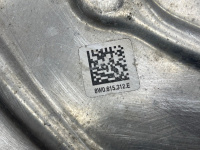 Audi / A4 / Пыльник тормозного диска