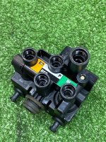 Land Rover / Range Rover / Блок клапанов пневмоподвески