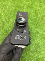 Land Rover / Range Rover / Разъем USB и AUX