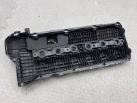 BMW / ALPINA B10 / Клапанная крышка