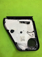 Volkswagen / Touareg / Обшивка двери