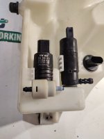 Porsche / Cayenne / Бачок стеклоомывателя