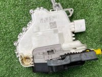 Audi / A6 / Замок двери комплект