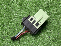 BMW / ALPINA B10 / Реле