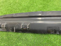 Audi / Q7 / Крепление радиатора